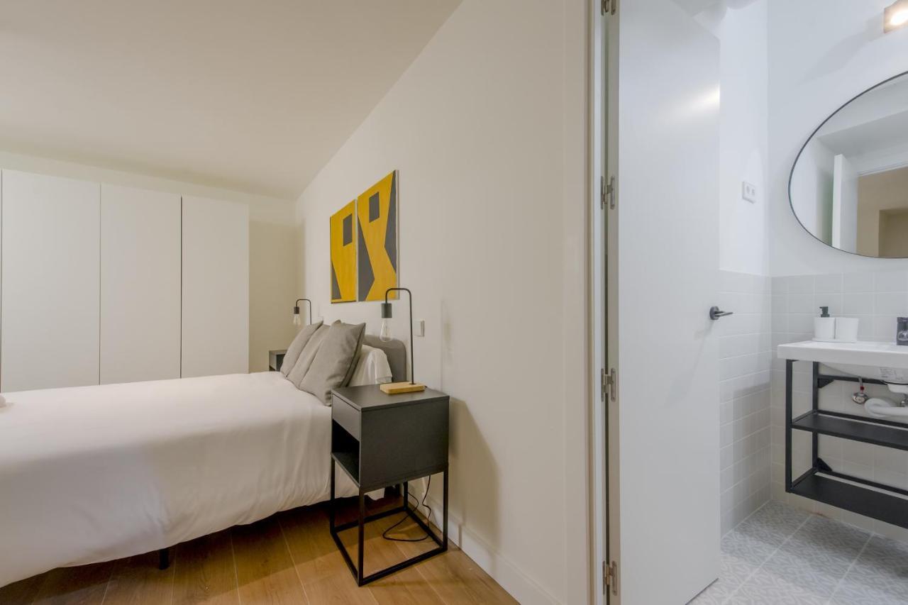Modern Apt & Cool Interior Design En El Retiro Apartman Madrid Kültér fotó