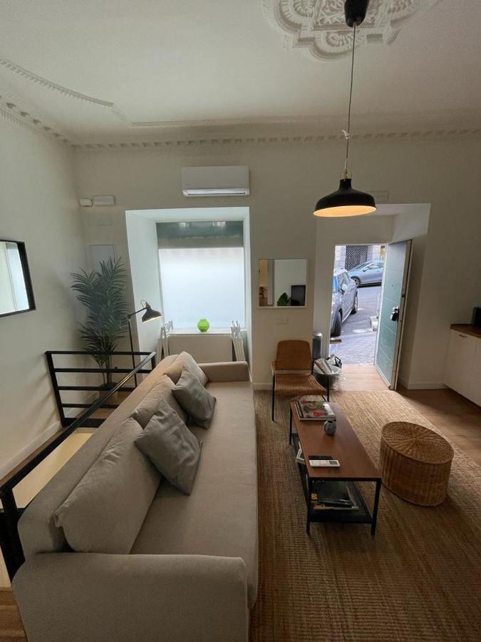 Modern Apt & Cool Interior Design En El Retiro Apartman Madrid Kültér fotó