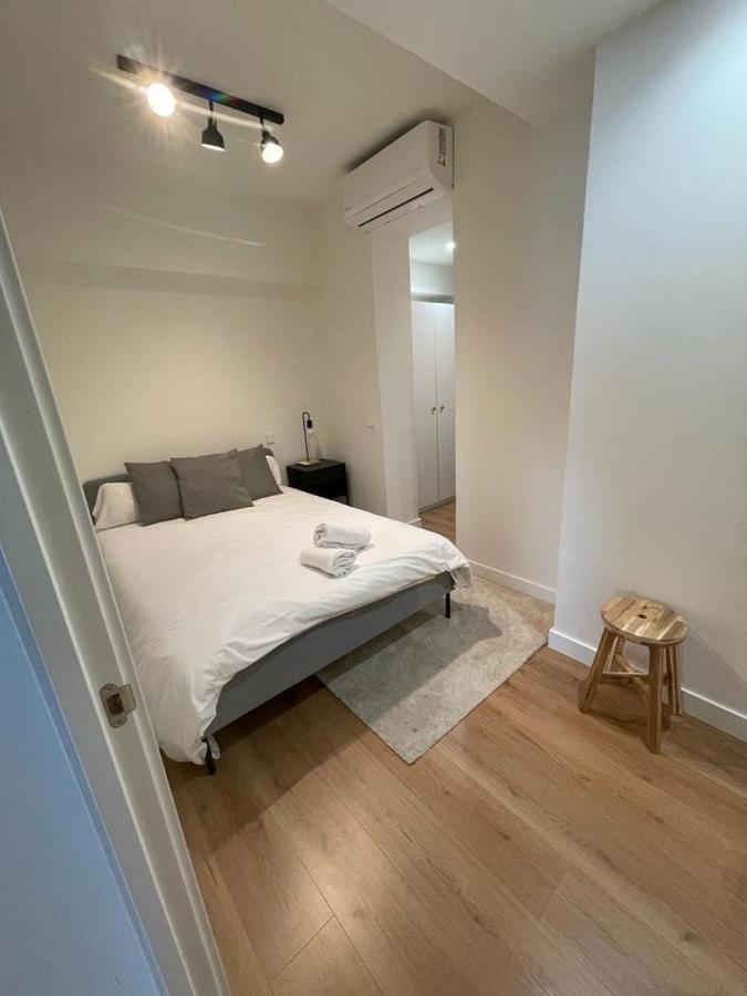 Modern Apt & Cool Interior Design En El Retiro Apartman Madrid Kültér fotó
